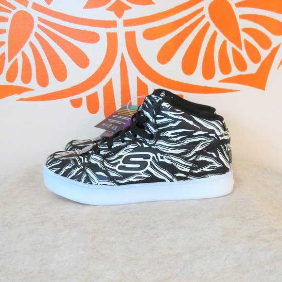 Skechers Shoes - NWT Skechers Energy Lights Zebra Sneakers 6